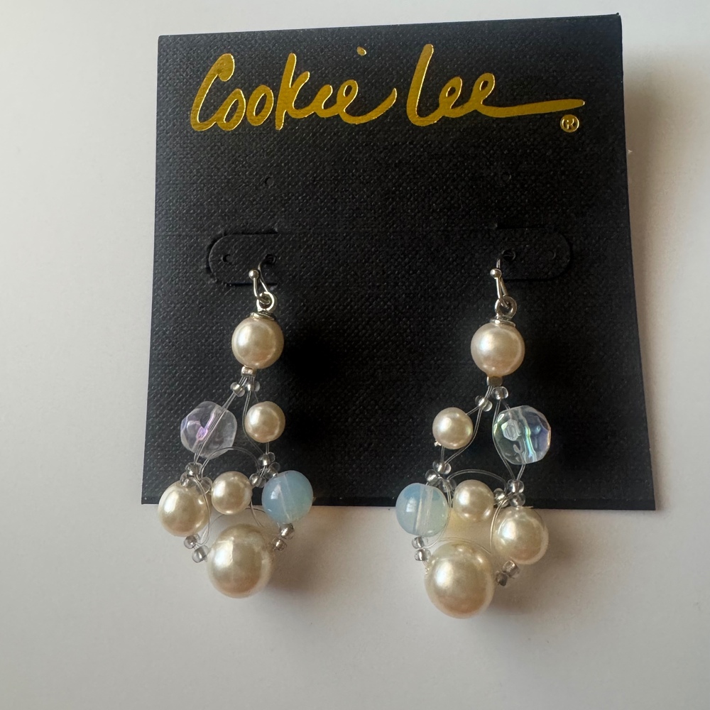 Vintage Cookie Lee Illusion Pearl and Crystal Cluster Dangle Earrings NWT